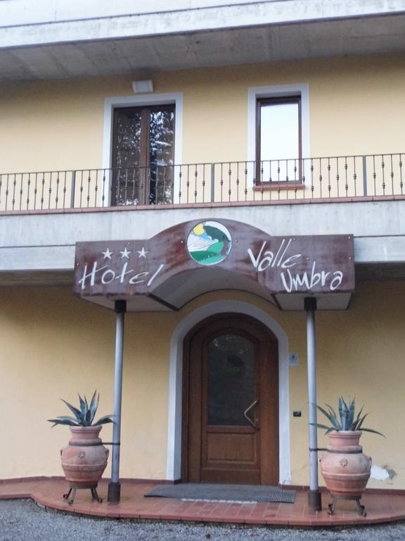 Hotel Valleumbra Torgiano Exterior foto